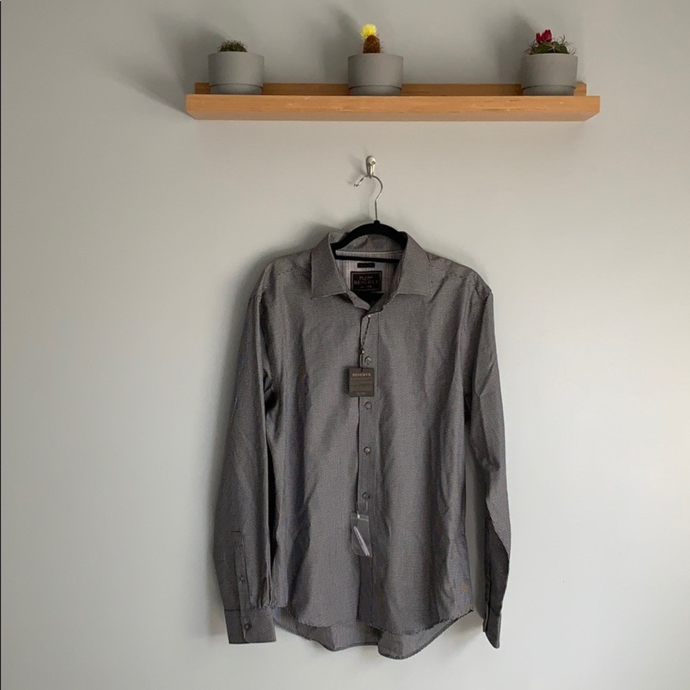 Jos A. Banks Reserve Button Up. Tailored Fit.